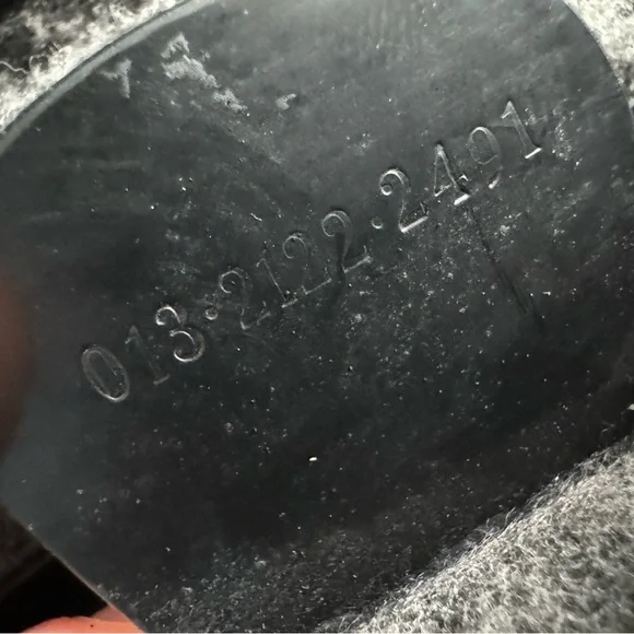 Vintage Gucci travel/makeup case with COA - Picture 9 of 11